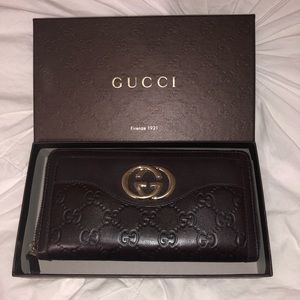 GUCCI monogram brown tan leather zip around Women